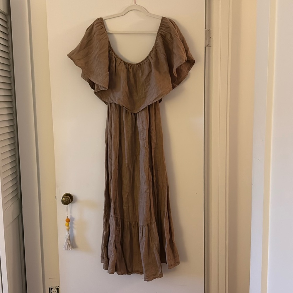 Beachwood Baby THE BAILA DRESS in Rye Off the Shoulder Flutter Sleeve Maxi Dress